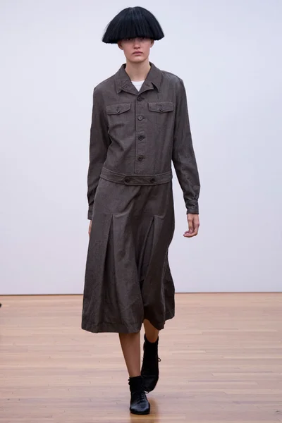 Look 2